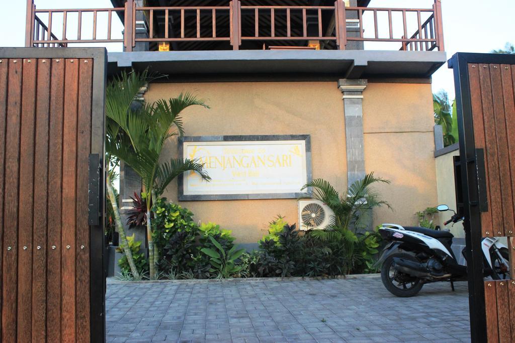 Menjangan Sari Hotel Banyuwedang Exterior photo